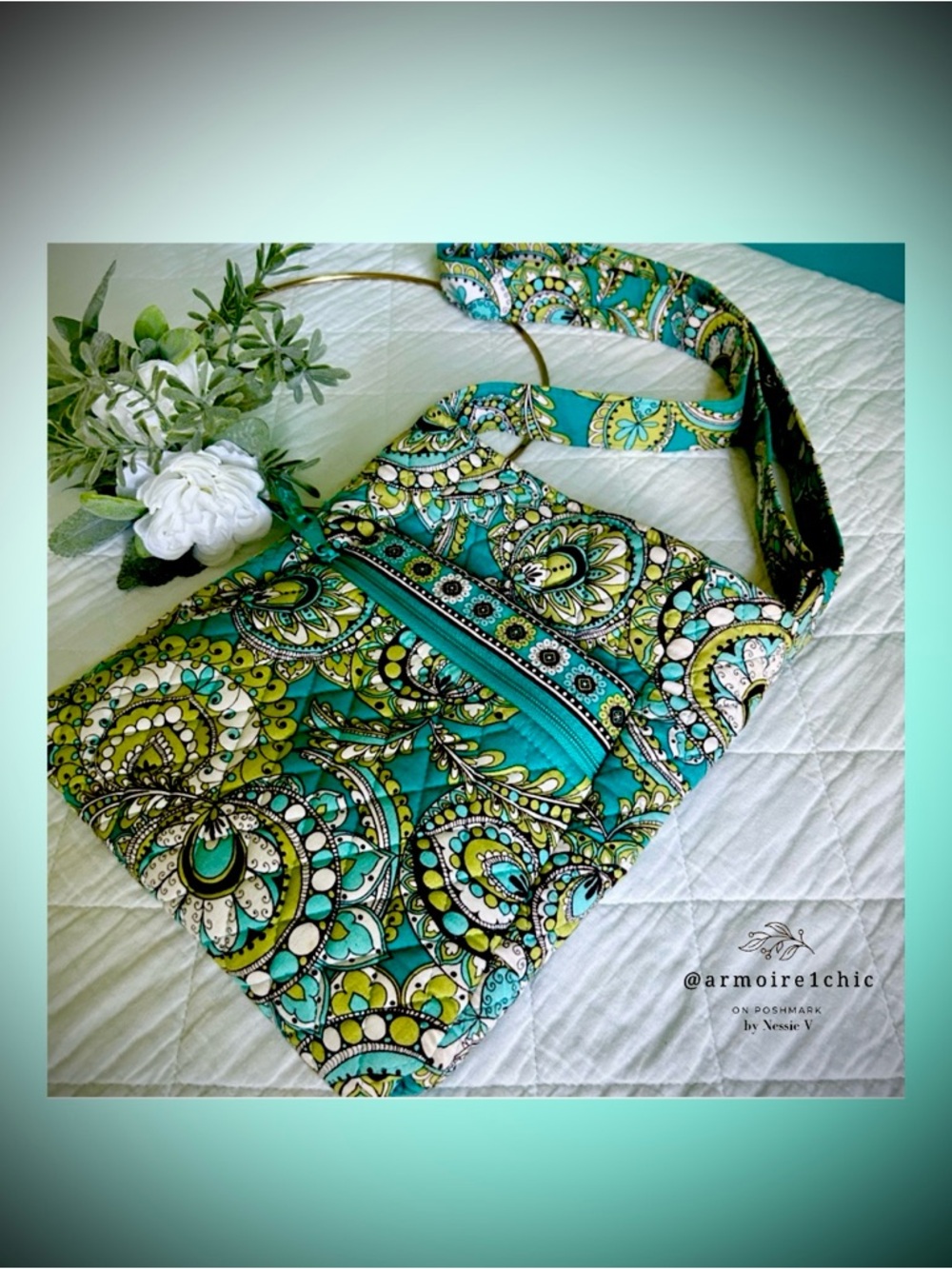 VERA BRADLEY | Teal Boho Style Paisley Pattern Crossbody Bag
